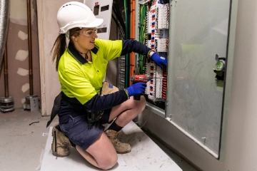 Entgeltplus für Elektrohandwerker in Bayern