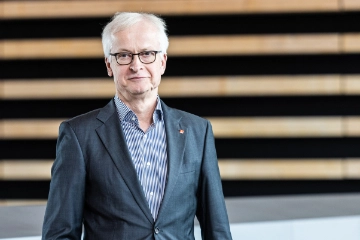 Dr. Hans-Jürgen Urban