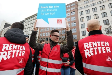 So tricksen die Arbeitgeber bei der Rente