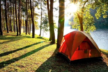 Jugendcamps im gesamten Bezirk