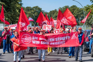 Bundesweite Warnstreiks: Textil-Beschäftigte machen Druck