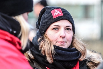 IG Metall-Vorstand empfiehlt vorgezogene Verhandlungen