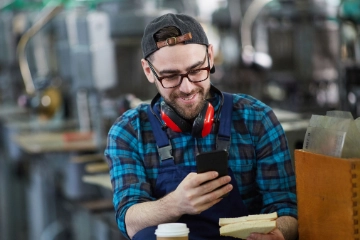 Corona-Warn-App: Das sollten Arbeitnehmerinnen und Arbeitnehmer wissen